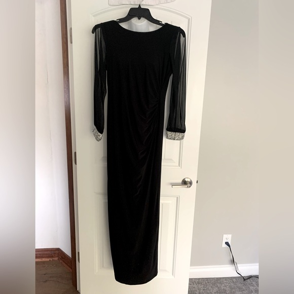 Ladies Formal Cocktail Style Dress - Picture 2 of 7